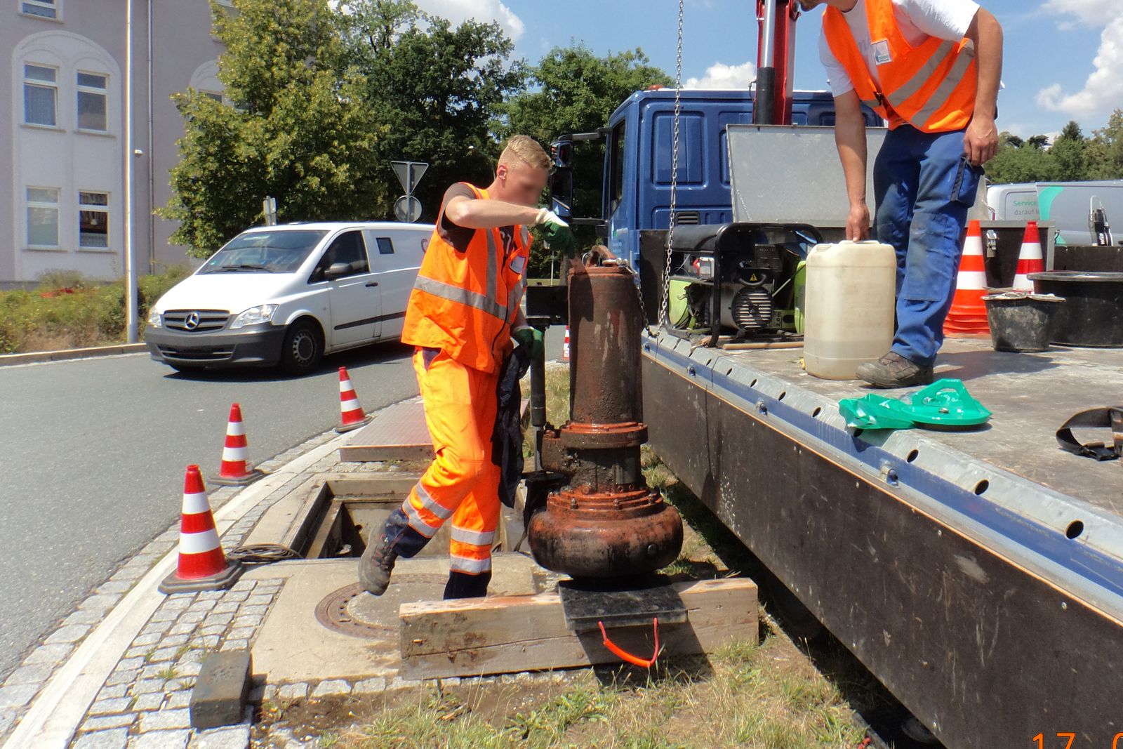 RÜB03_Wartung-Pumpe01