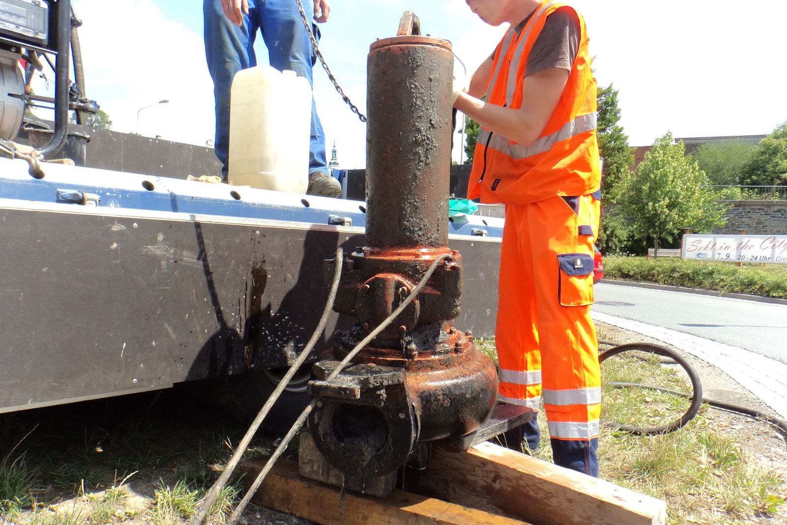 RÜB03_Wartung-Pumpe02