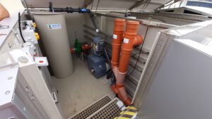 Maschinenraum Deni-Stufe