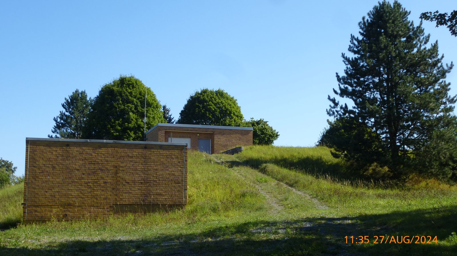 HB-Herrenreuth, Außenansicht