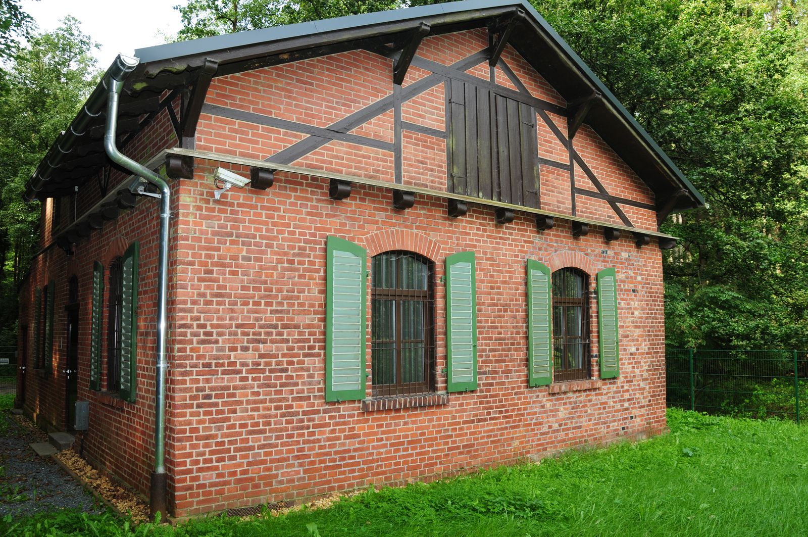 WW-Krümme, Außenansicht